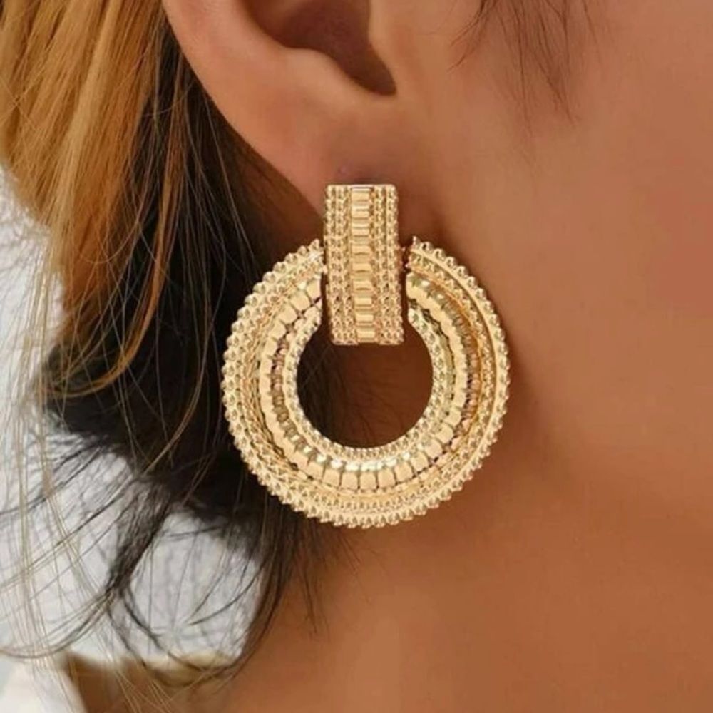 3for$20 NEW 1pair Exaggerated Geometric Circle Shaped Textured Metallic Pendant